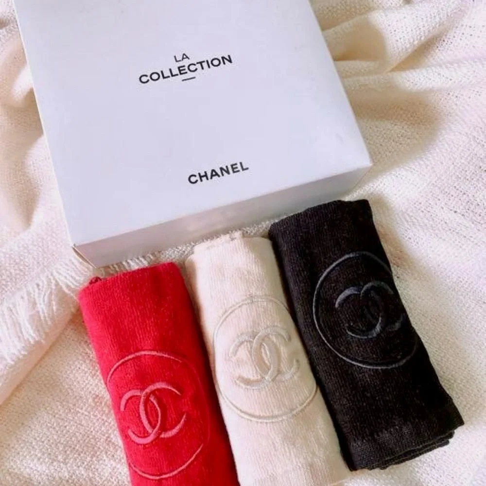 Chanel La Collection 3 Set Washcloth Towels GWP NWB